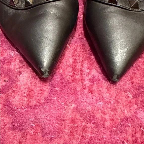 Valentino Black RockStud Pumps - Picture 6 of 8